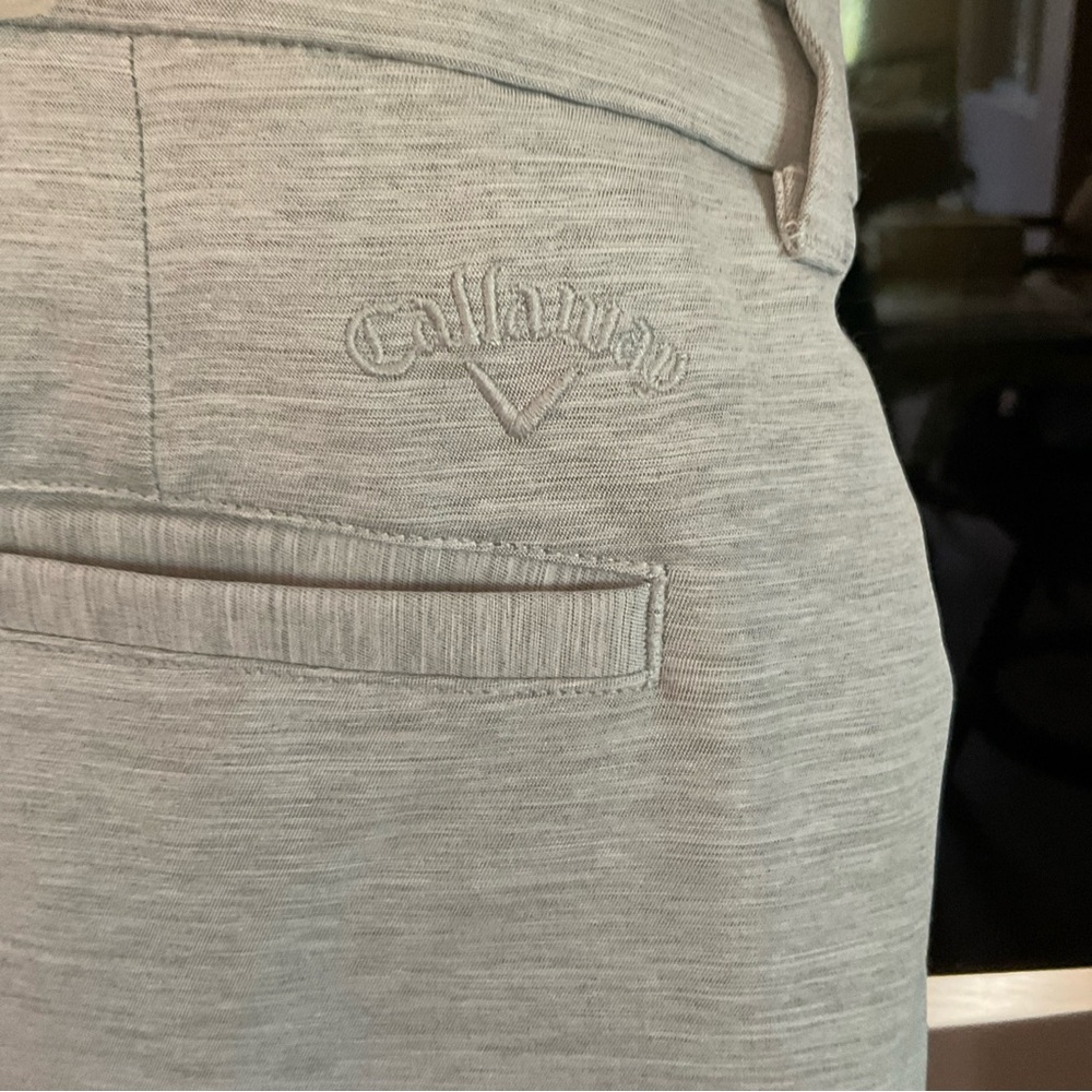 Callaway Grey Light Golf Shorts Men's, pockets, 8.5” inseam, size 34, EUC - Picture 5 of 10